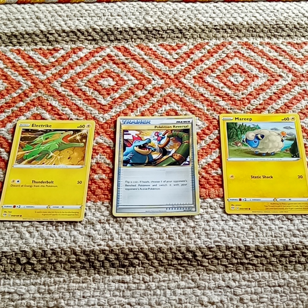 Set of 3 Pokemon cards 1